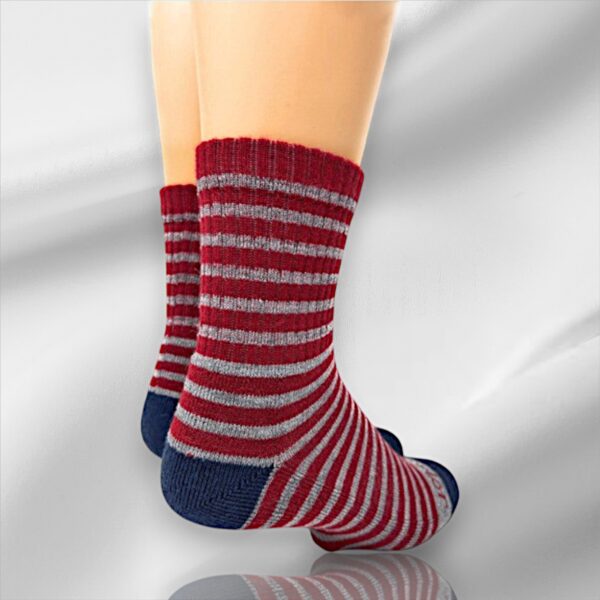 Quarter crew socks